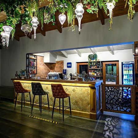 Albero Hotel Pérama Kültér fotó