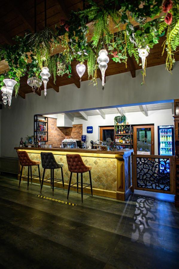 Albero Hotel Pérama Kültér fotó